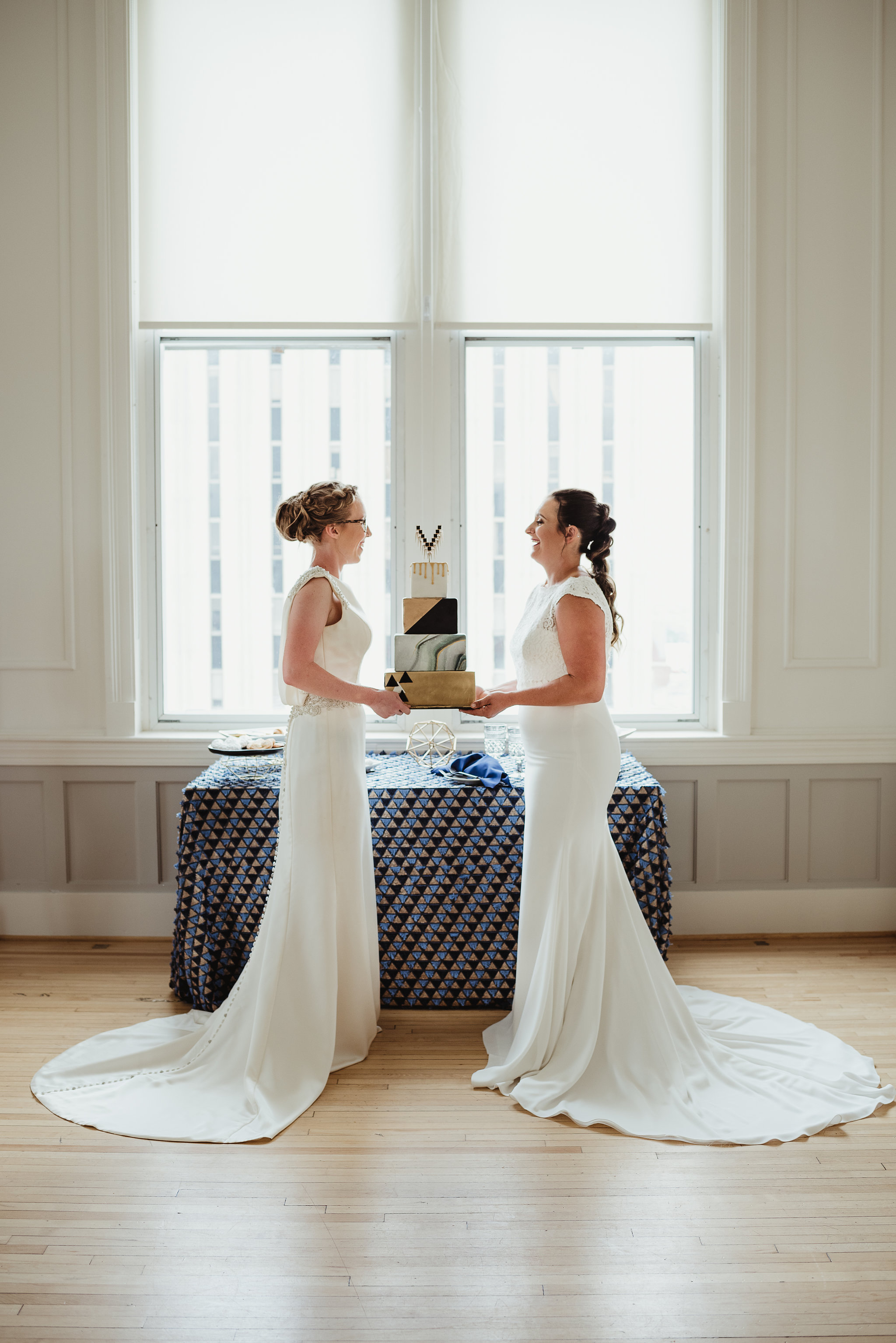 DSC_3142 love with a modern touch same sex styled shoot